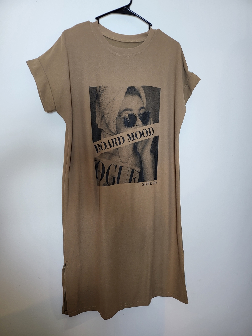 Casual Brown Graphic Tee Dress - Board Mood
